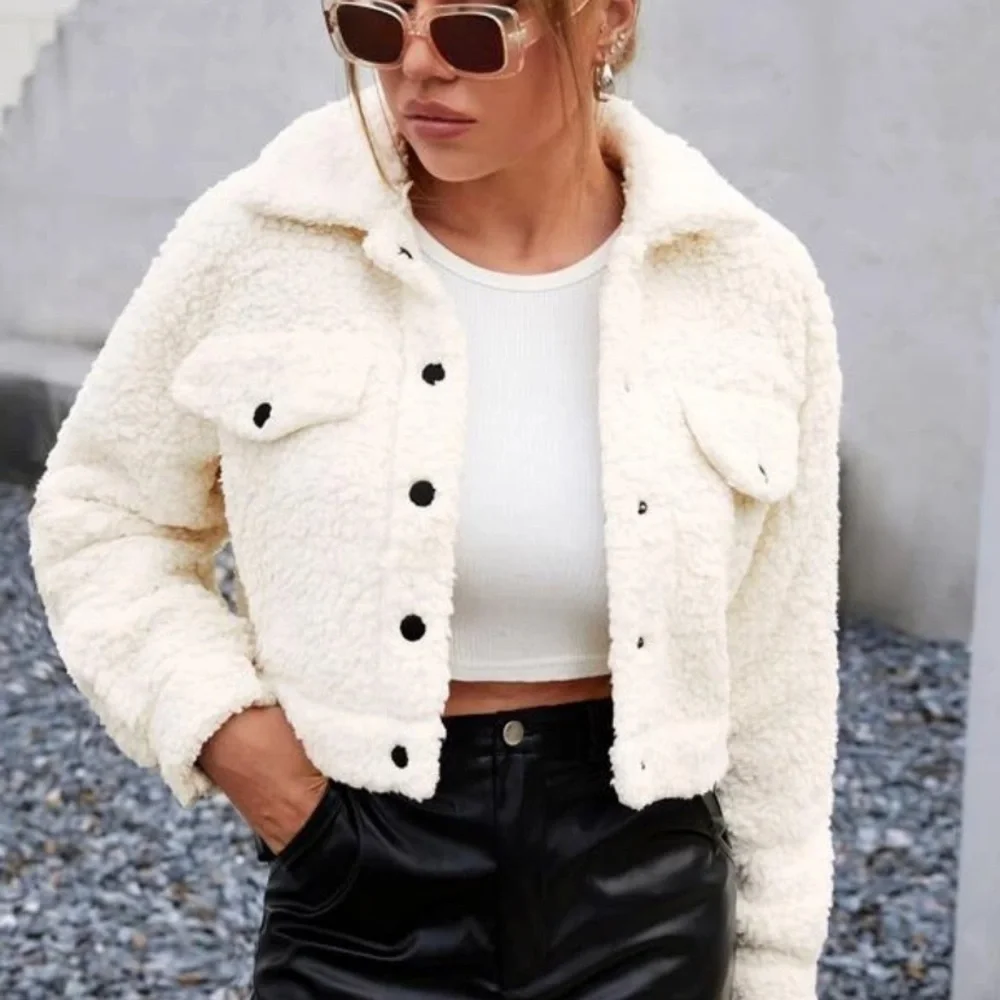 Shein Cream Double Flap Drop Shoulder Cropped Button Up Teddy Jacket XS - Picture 2 of 9